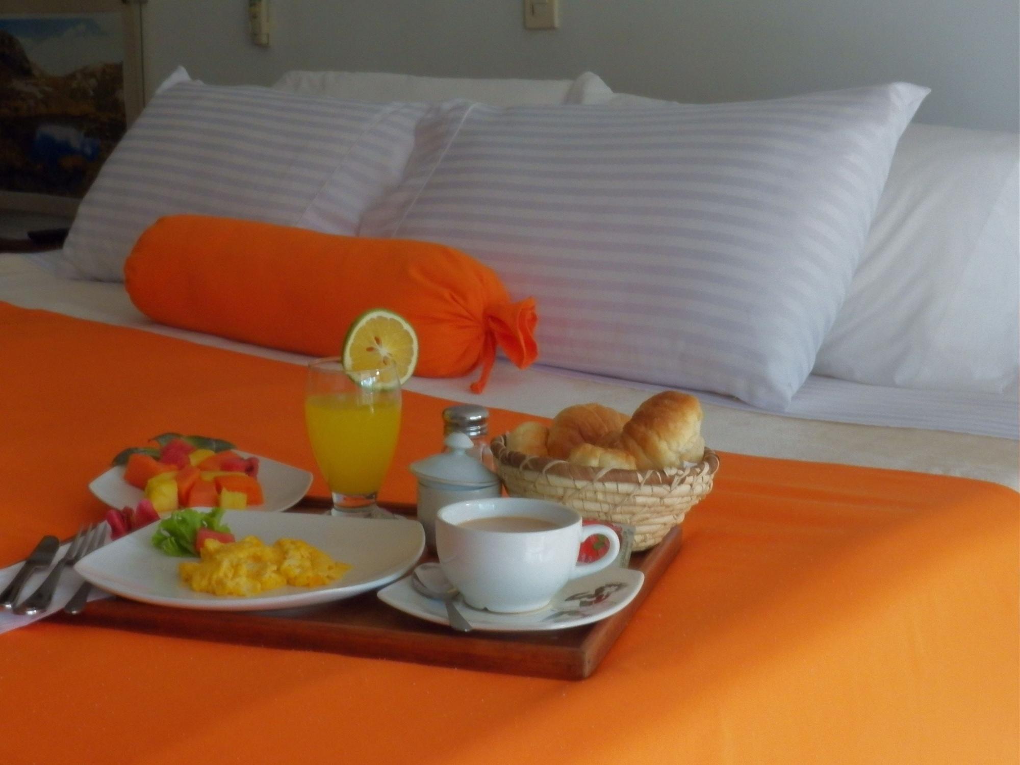 Hotel Casa Santa Monica Norte Cali Exteriör bild